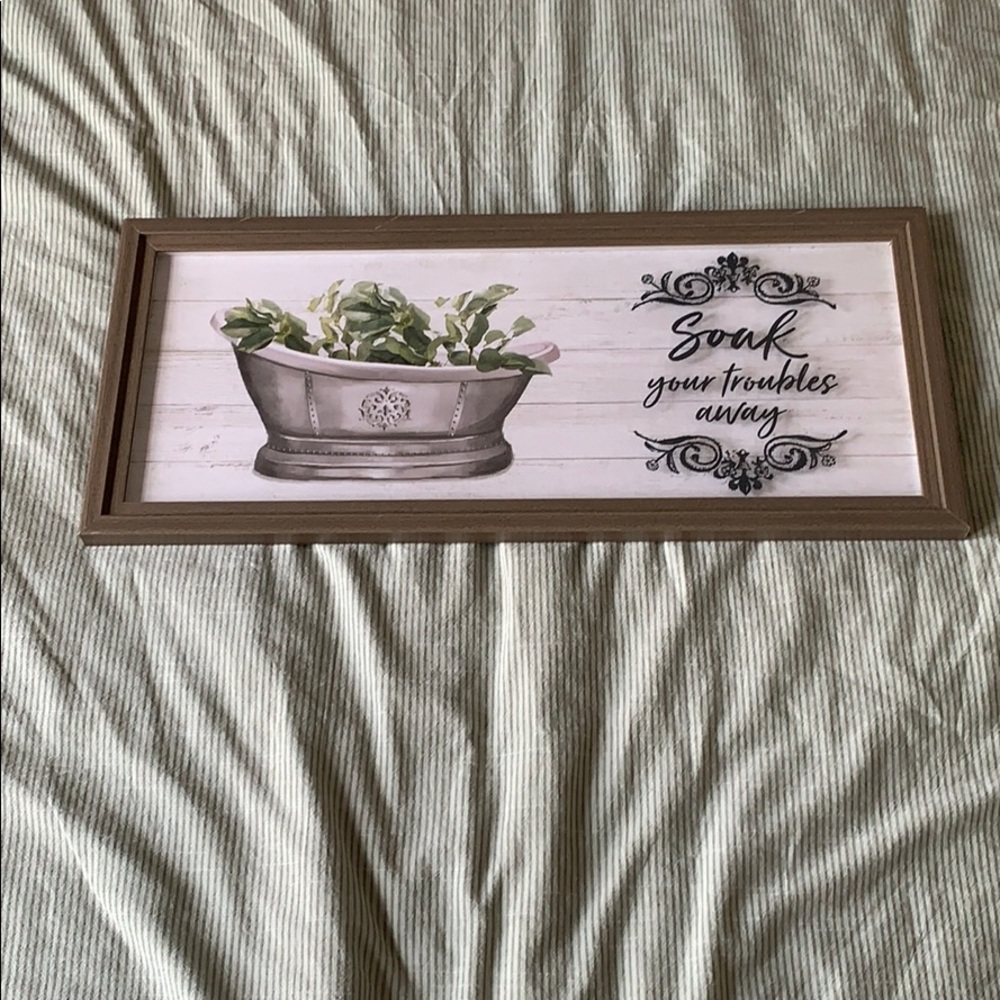 BATHROOM DECOR
